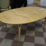 445 7505 COFFEE TABLE